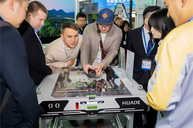CeMAT Shanghai — China（Huayide exhibition）