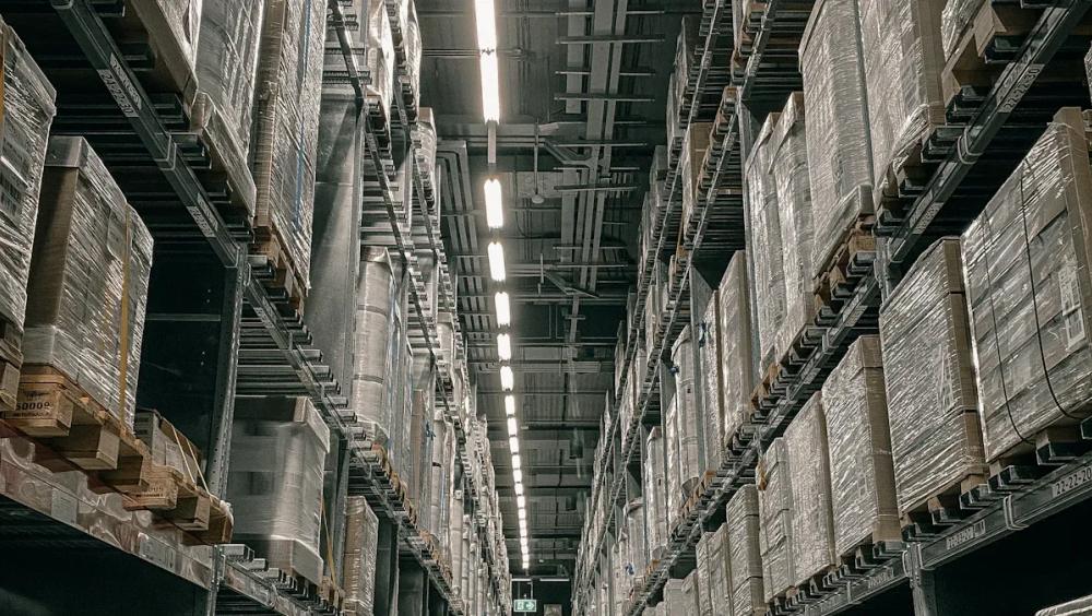 Tối ưu hóa không gian kho bãi với hệ thống giá kệ vào năm 2025