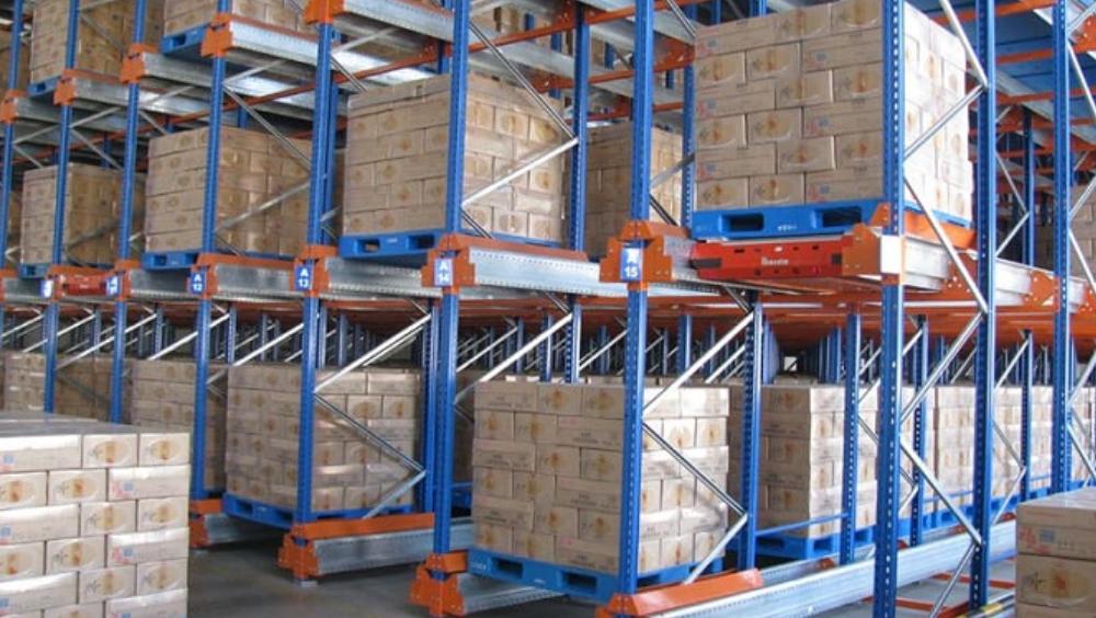 Giải mã kho hàng chật hẹp: Giải pháp lưu trữ tự động nào phù hợp với hoạt động của bạn?